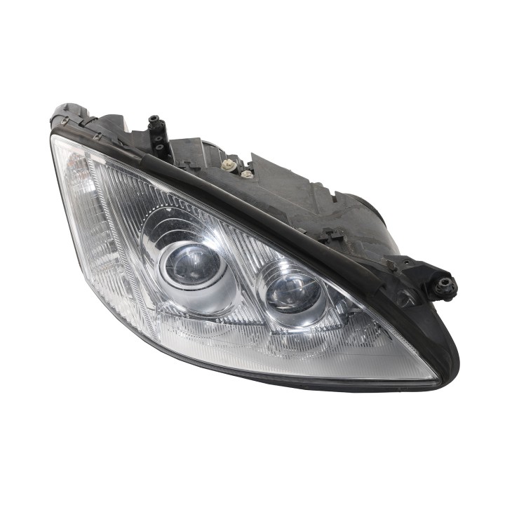 Projecteur droit bi-xénon (direction à gauche) A2218203861