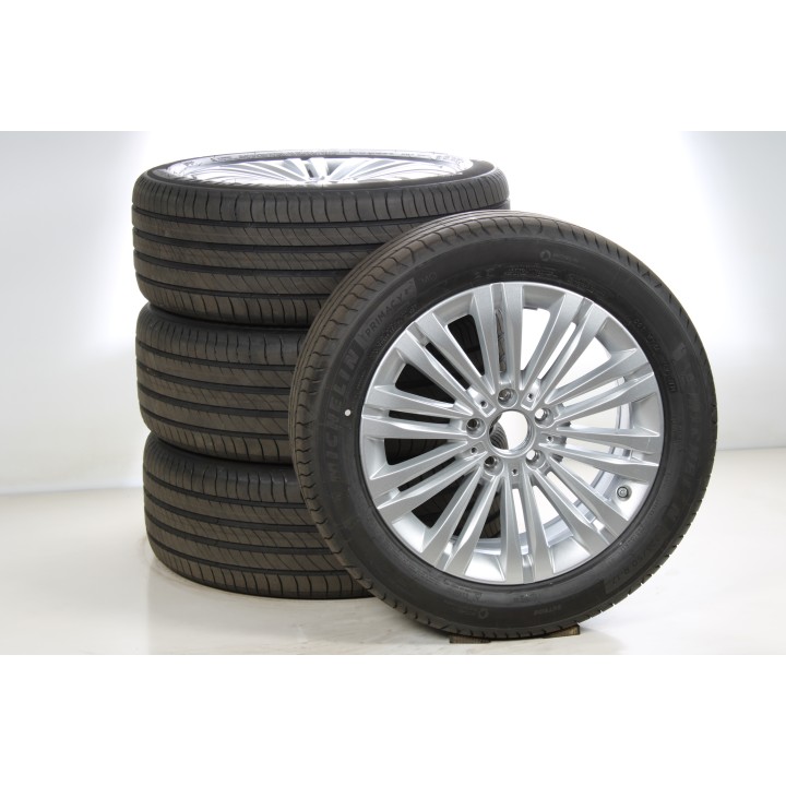 Pack de roues complètes  d'été en alliage 17 pouces avec pneus Michelin pour Classe C 206, Mercedes-Benz d'origine A2064014400
