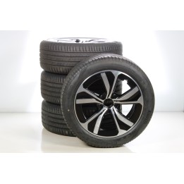 Pack de roues complètes  d'été en alliage 18 pouces avec pneus Pirelli pour CLE 236, Mercedes-Benz d'origine A2364011600
