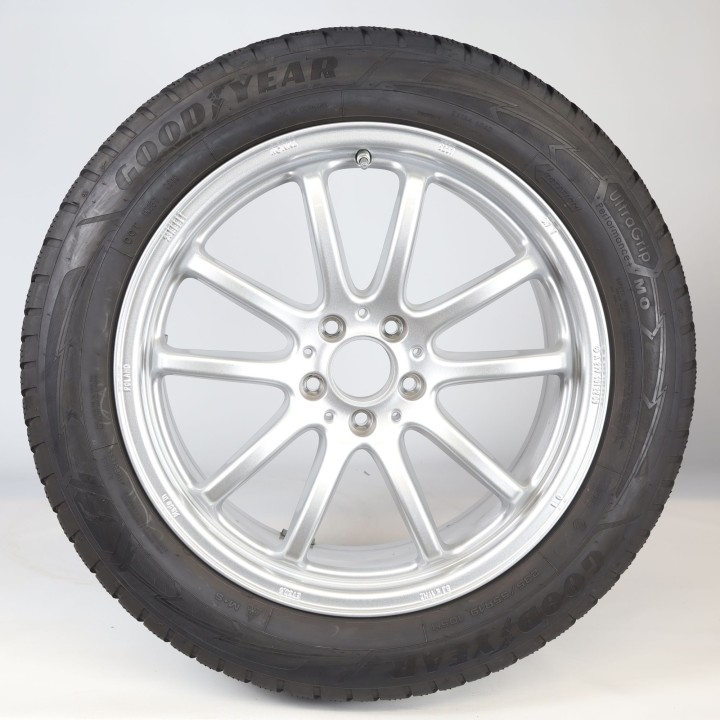 Pack de roues complètes  d'hiver en alliage 19 pouces avec pneus Goodyear pour EQS 297, Mercedes-Benz d'origine A2974012200