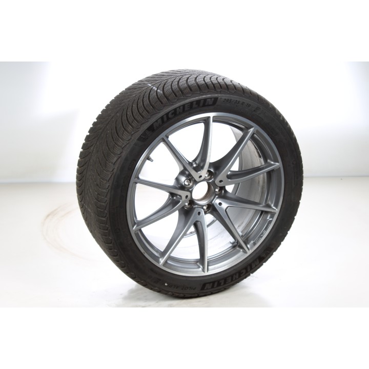 Pack de roues complètes  d'hiver en alliage 19 pouces avec pneus Michelin pour Classe E 213, Mercedes-AMG d'origine A2134012600