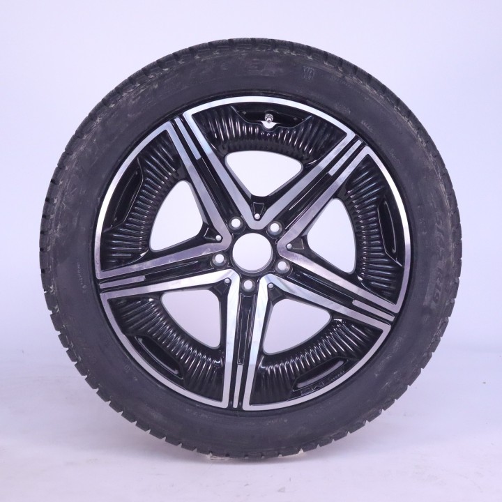 Pack de roues complètes  d'hiver en alliage 19 pouces avec pneus Pirelli pour EQE 295, Mercedes-AMG d'origine A2954012200