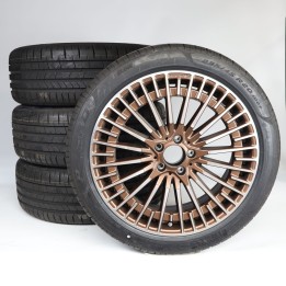 Pack de roues complètes  d'été en alliage 20 pouces avec pneus Pirelli pour EQA H243, Mercedes-AMG d'origine A2434010600