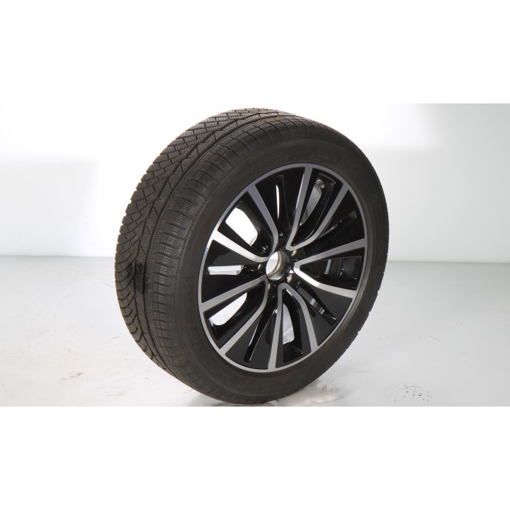 Pack de roues complètes  d'hiver en alliage 18 pouces avec pneus Michelin pour CLS 257, Mercedes-Benz d'origine A2574010700