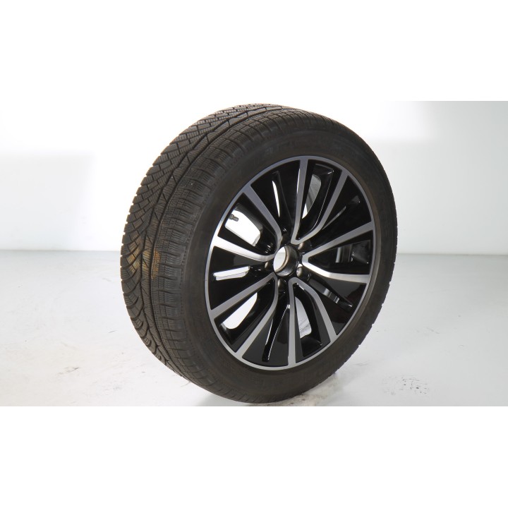 Pack de roues complètes  d'hiver en alliage 18 pouces avec pneus Michelin pour CLS 257, Mercedes-Benz d'origine A2574010700