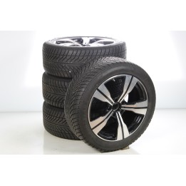 Pack de roues complètes  d'hiver en alliage 18 pouces avec pneus Goodyear pour Classe C 206, Mercedes-Benz d'origine A2064014000