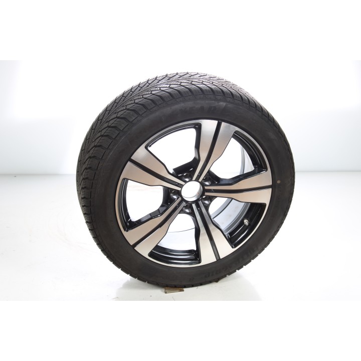 Pack de roues complètes  d'hiver en alliage 18 pouces avec pneus Goodyear pour Classe C 206, Mercedes-Benz d'origine A2064014000
