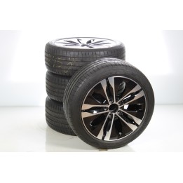 Pack de roues complètes  d'été en alliage 18 pouces avec pneus Goodyear pour Classe C 206, Mercedes-Benz d'origine A2064017300