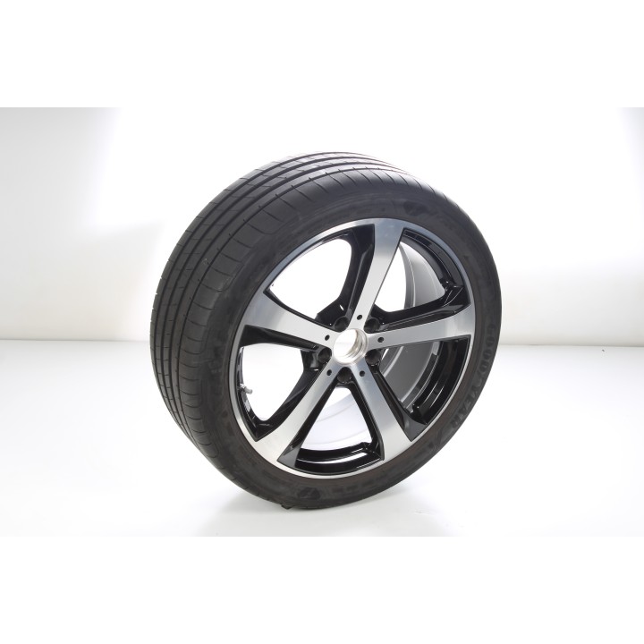 Pack de roues complètes  d'été en alliage 19 pouces avec pneus Goodyear pour Classe C 206, Mercedes-Benz d'origine A2064015800