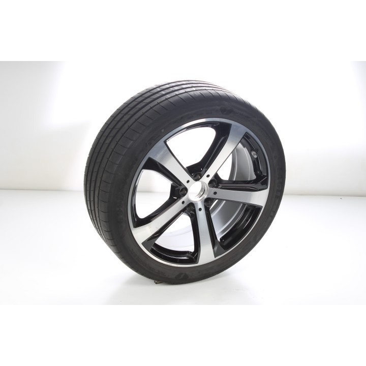 Pack de roues complètes  d'été en alliage 19 pouces avec pneus Goodyear pour Classe C 206, Mercedes-Benz d'origine A2064015800