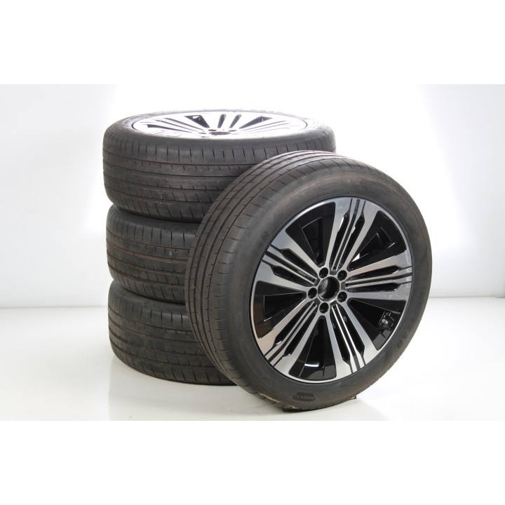 Pack de roues complètes  d'été en alliage 20 pouces avec pneus Goodyear pour EQS 297, Mercedes-Benz d'origine A2974010700