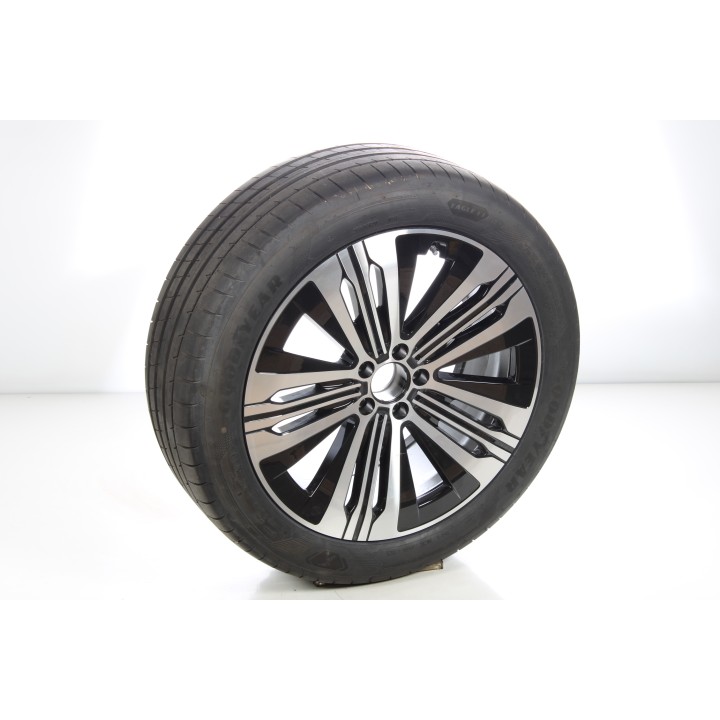 Pack de roues complètes  d'été en alliage 20 pouces avec pneus Goodyear pour EQS 297, Mercedes-Benz d'origine A2974010700