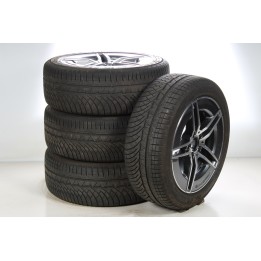 Pack de roues complètes  d'hiver en alliage 18 pouces avec pneus Michelin pour CLE 236, Mercedes-AMG d'origine A2364011800