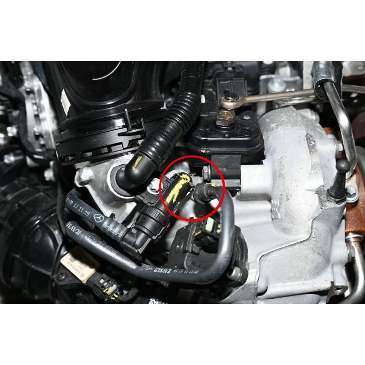 Moteur essence 256930 A2560109805